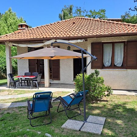 Villetta Singola Con Giardino Cottage Ghisallo Zona Bellagio Magreglio Exterior foto